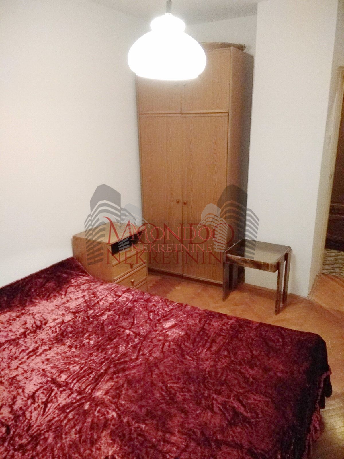 Dvosoban stan na Bubnju u blizini FK Car Konstantin 7