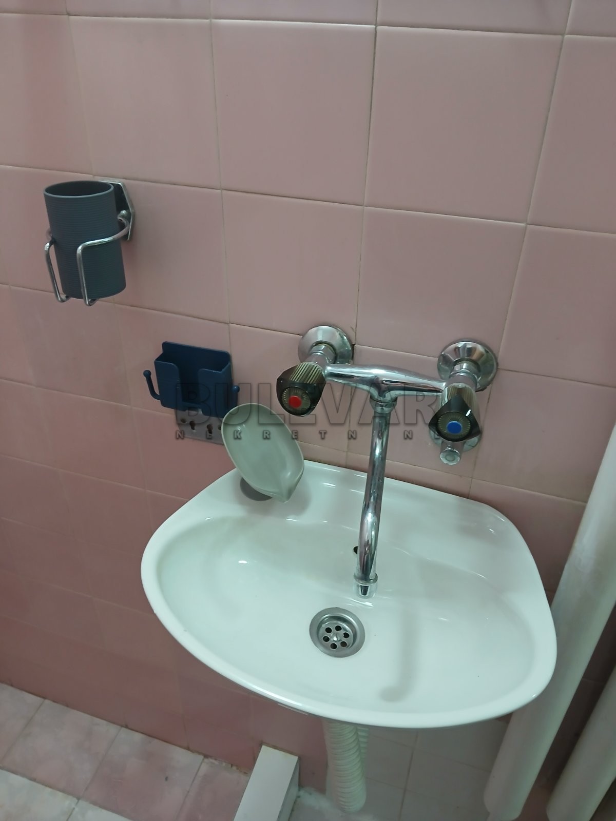 Jednosoban stan, 36 m2, Čair, 9. brigade ID: i-013838 13