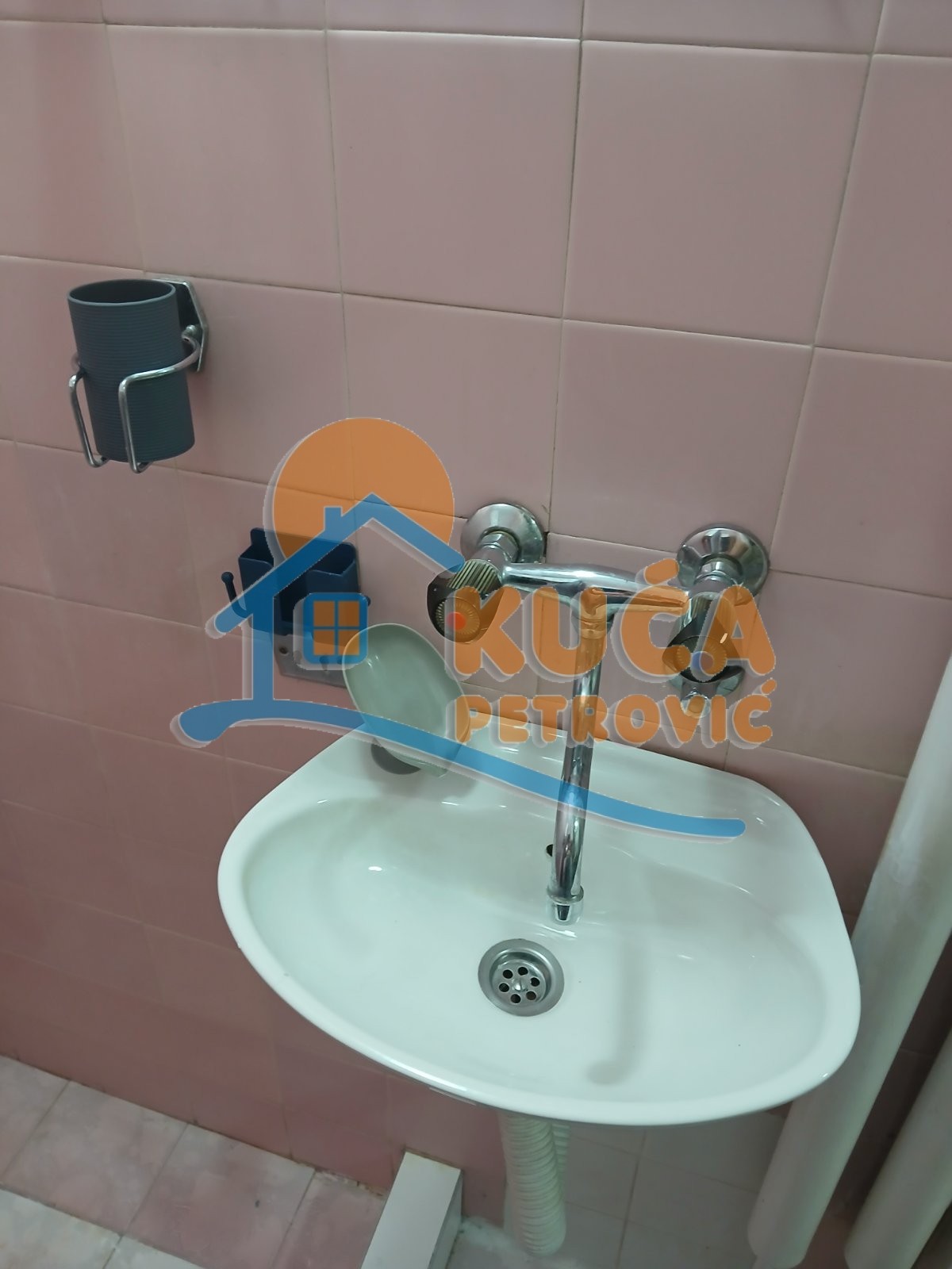 Jednosoban stan, 36 m2, Čair, 9. brigade ID: i-013838 13