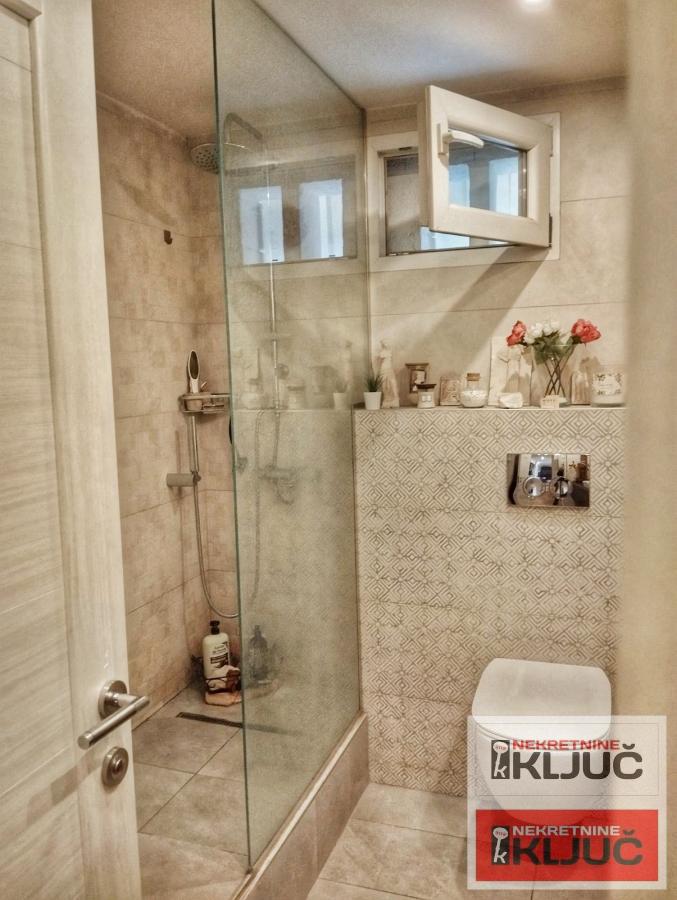 LIMAN 4, 86m2+ Terase, Trosoban može Troiposoban, Renoviran 21