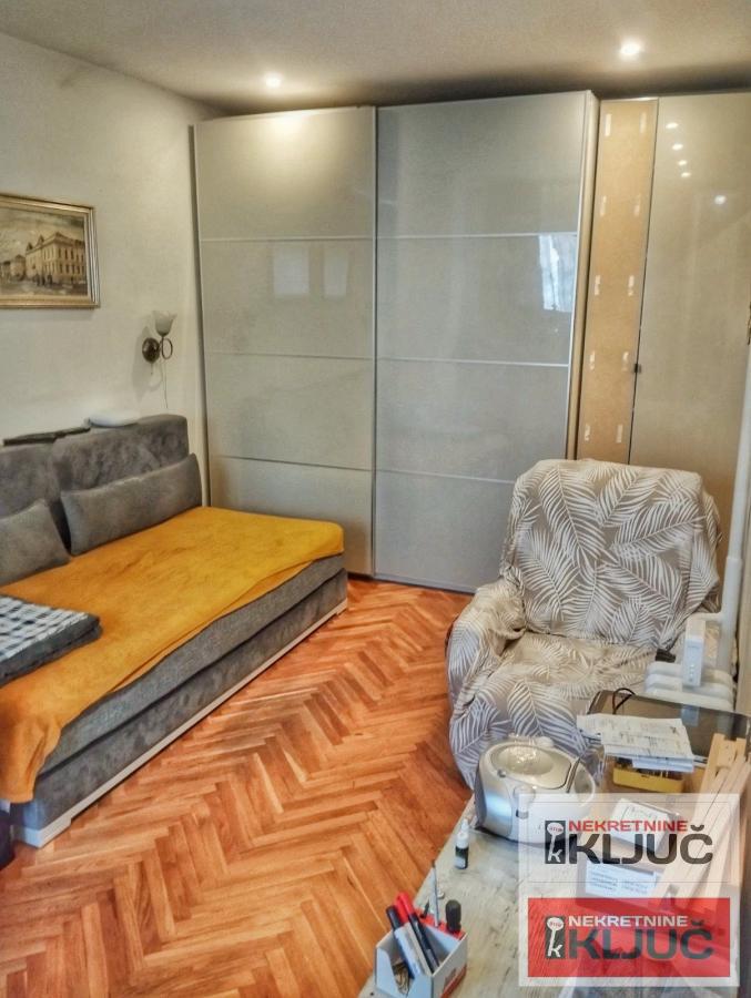 LIMAN 4, 86m2+ Terase, Trosoban može Troiposoban, Renoviran 10