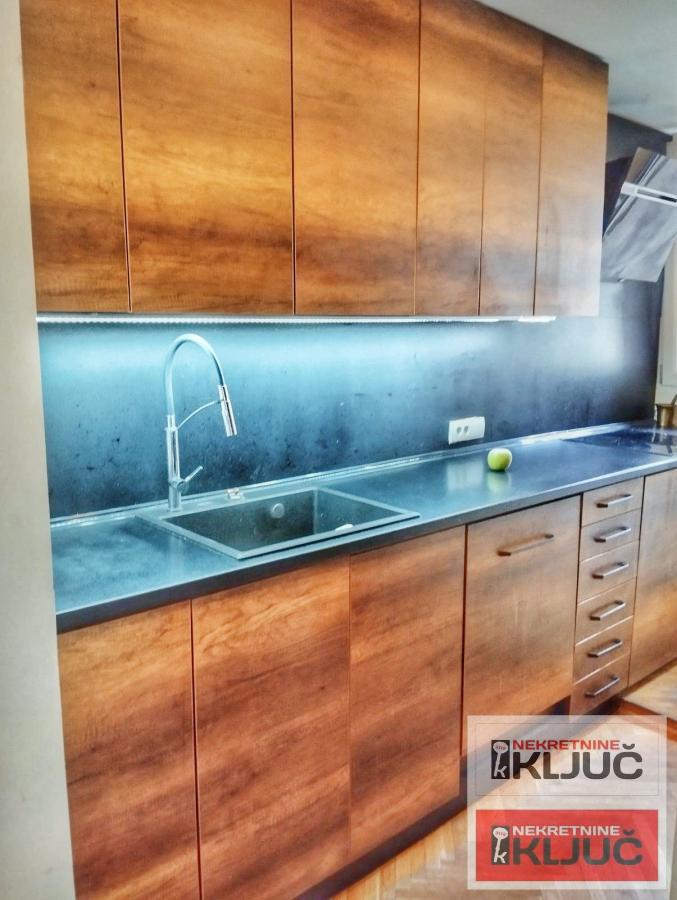 LIMAN 4, 86m2+ Terase, Trosoban može Troiposoban, Renoviran 9