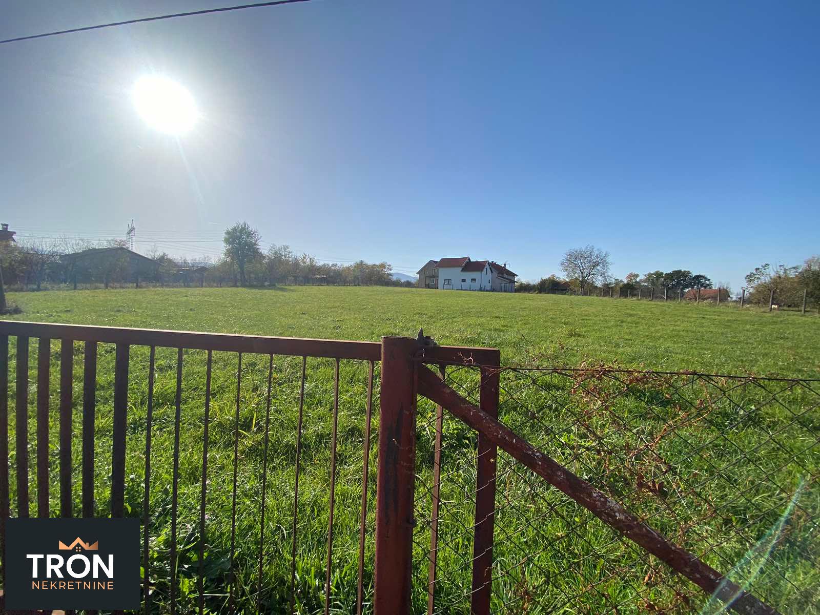 Poljoprivredni plac  13 14ari 4