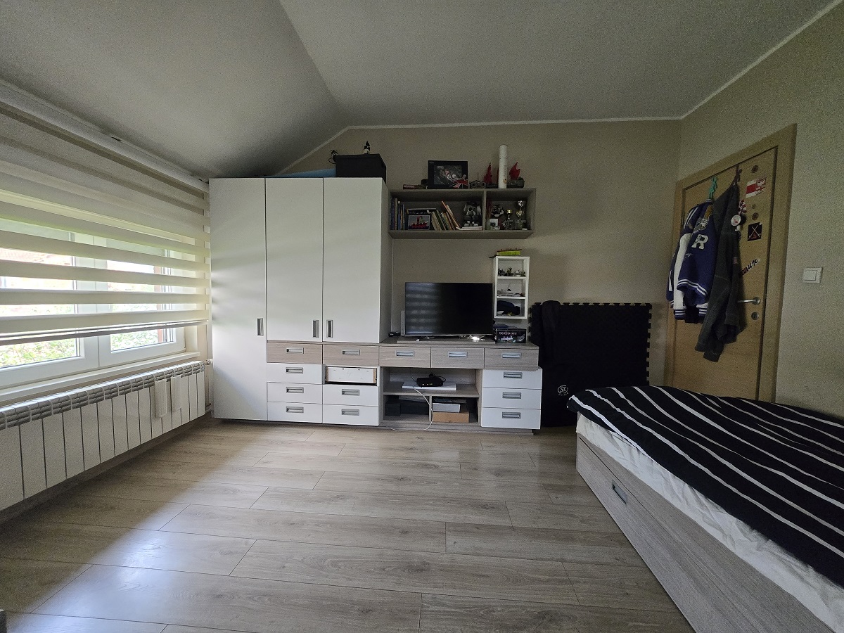 Dragoslava Srejovića  kuća 162m2  2 etaže  4 7a 4