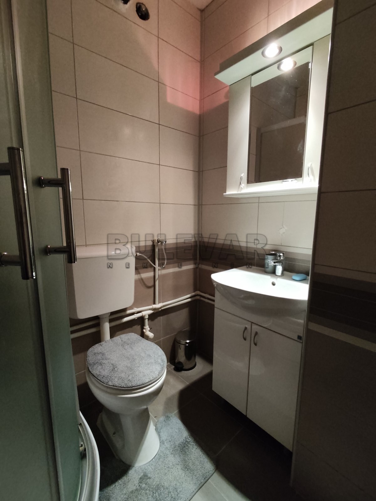 Dvosoban stan, 55 m2, Centar, Generala Milojka Lešjanina ID: i-08864 8