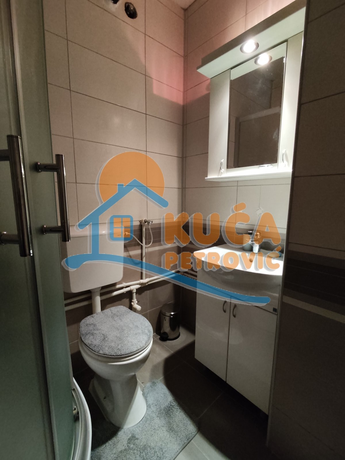 Dvosoban stan, 55 m2, Centar, Generala Milojka Lešjanina ID: i-08864 8