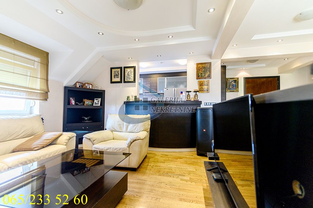 Čukarica  Žarkovo   Trgovačka 2