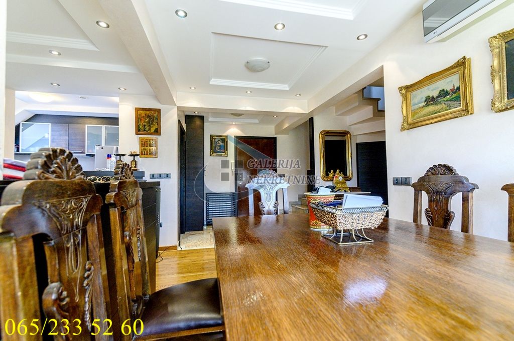 Čukarica  Žarkovo   Trgovačka 4