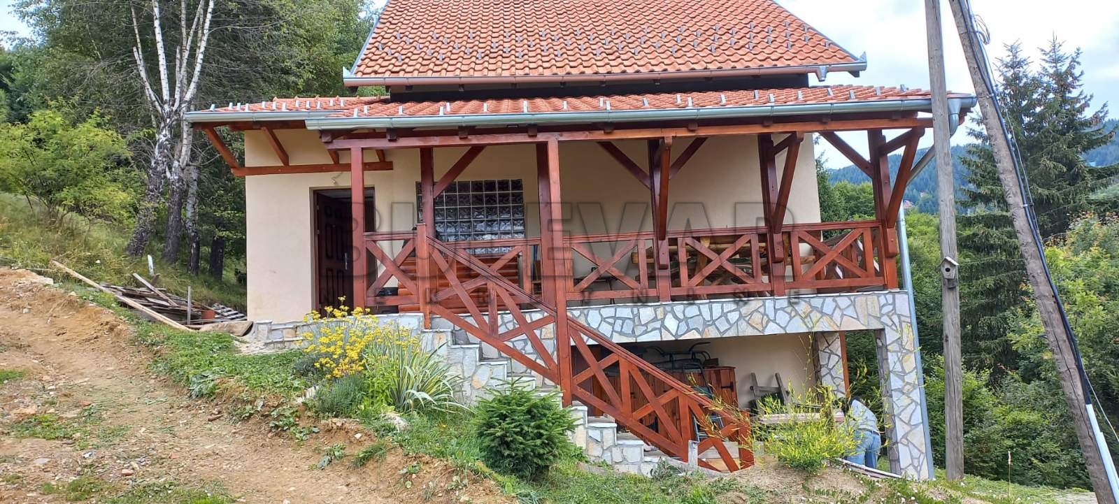 četvorosobna kuća, 107 m2, Stefana Prvovenčanog ID: p-013863 1