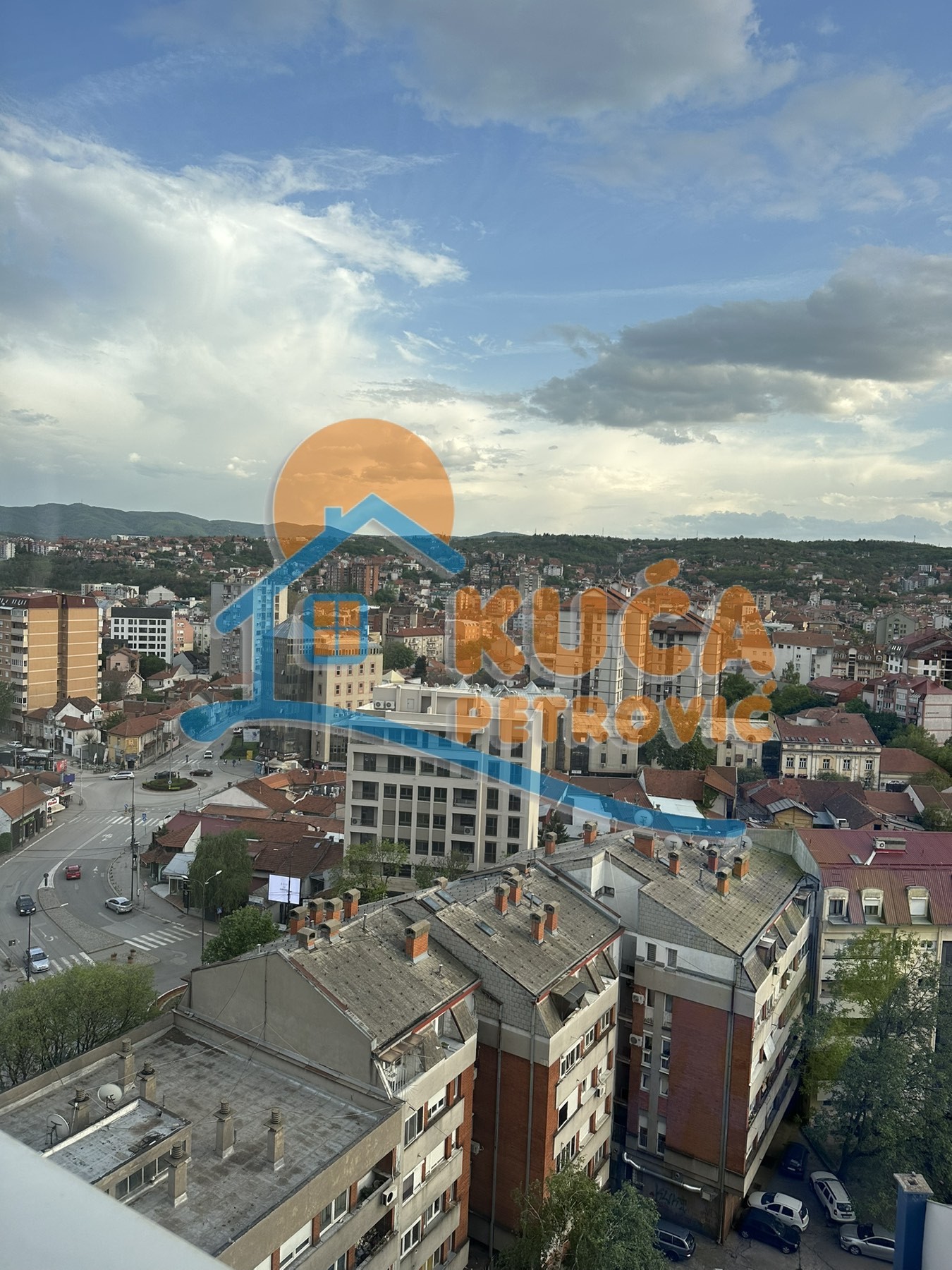 Trosoban stan, 72 m2, Filozofski fakultet, Sinđelićev trg ID: i-013875 10