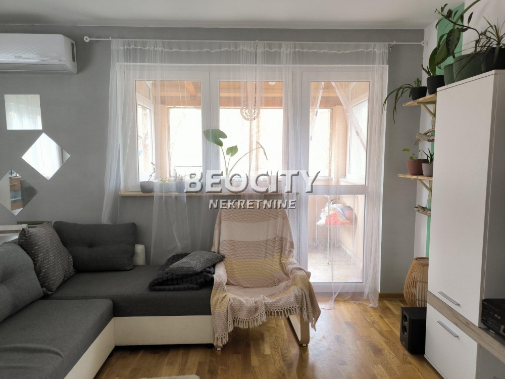 Dvosoban stan, 43 m2, Palilula, Salvadora Aljendea ID: 118083 1