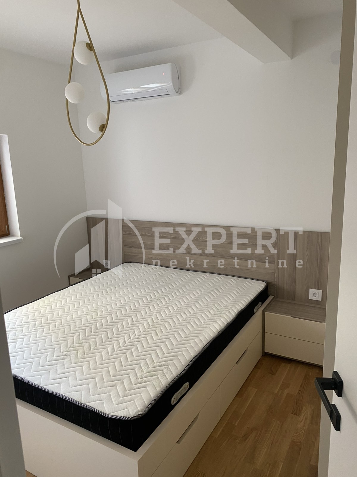 Jednosoban stan, 40 m2, Čair, Sestre Baković ID: i-013888 8