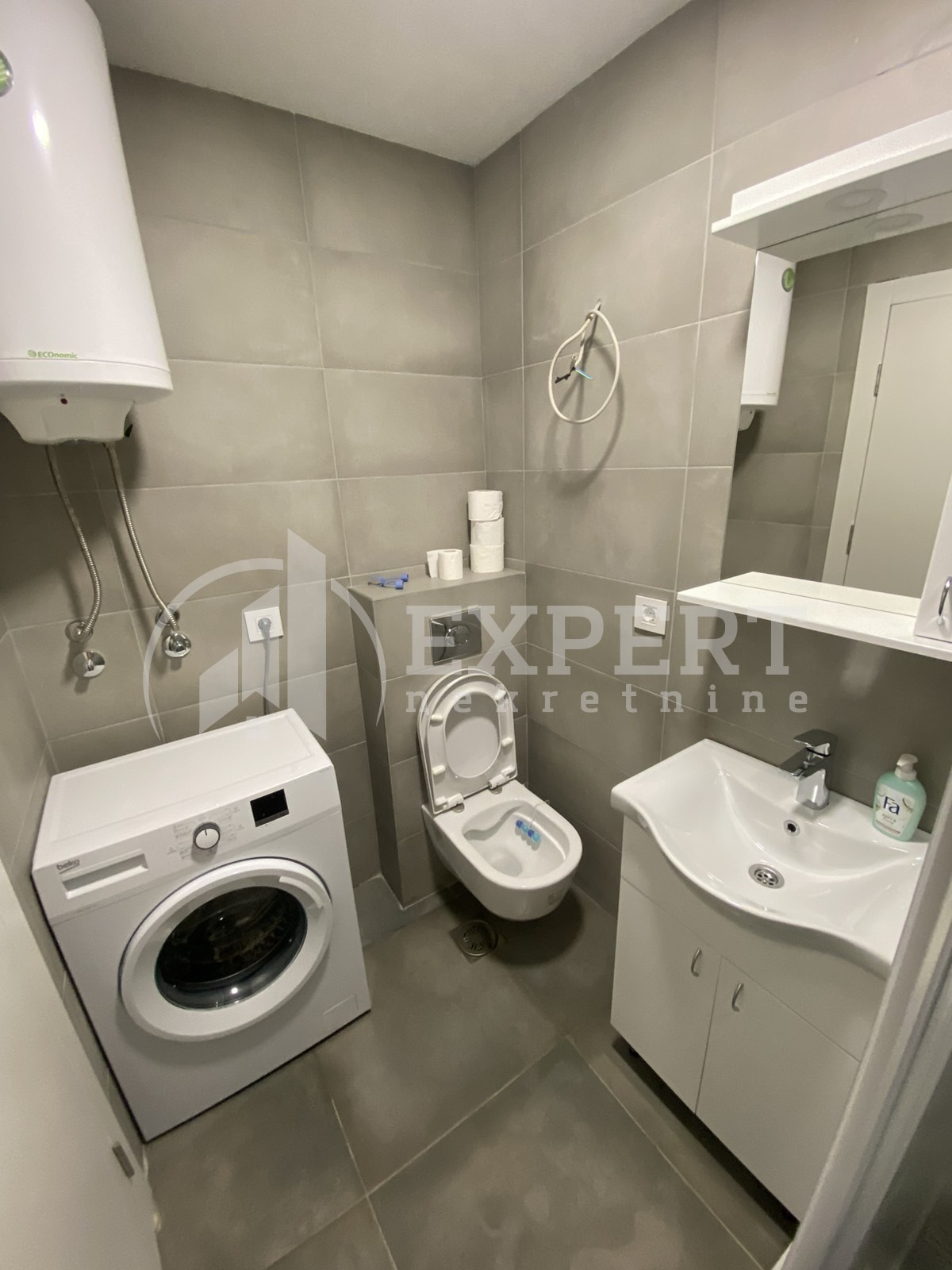 Jednosoban stan, 40 m2, Čair, Sestre Baković ID: i-013888 9