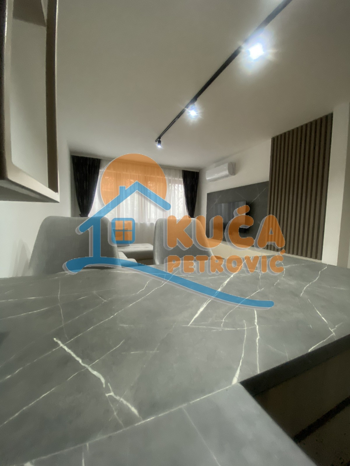 Jednosoban stan, 40 m2, Čair, Sestre Baković ID: i-013888 4