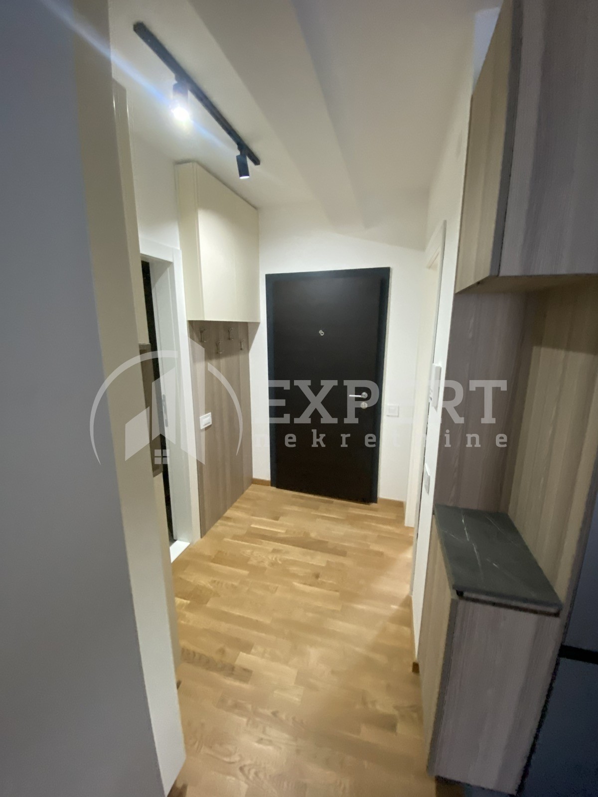 Jednosoban stan, 40 m2, Čair, Sestre Baković ID: i-013888 14