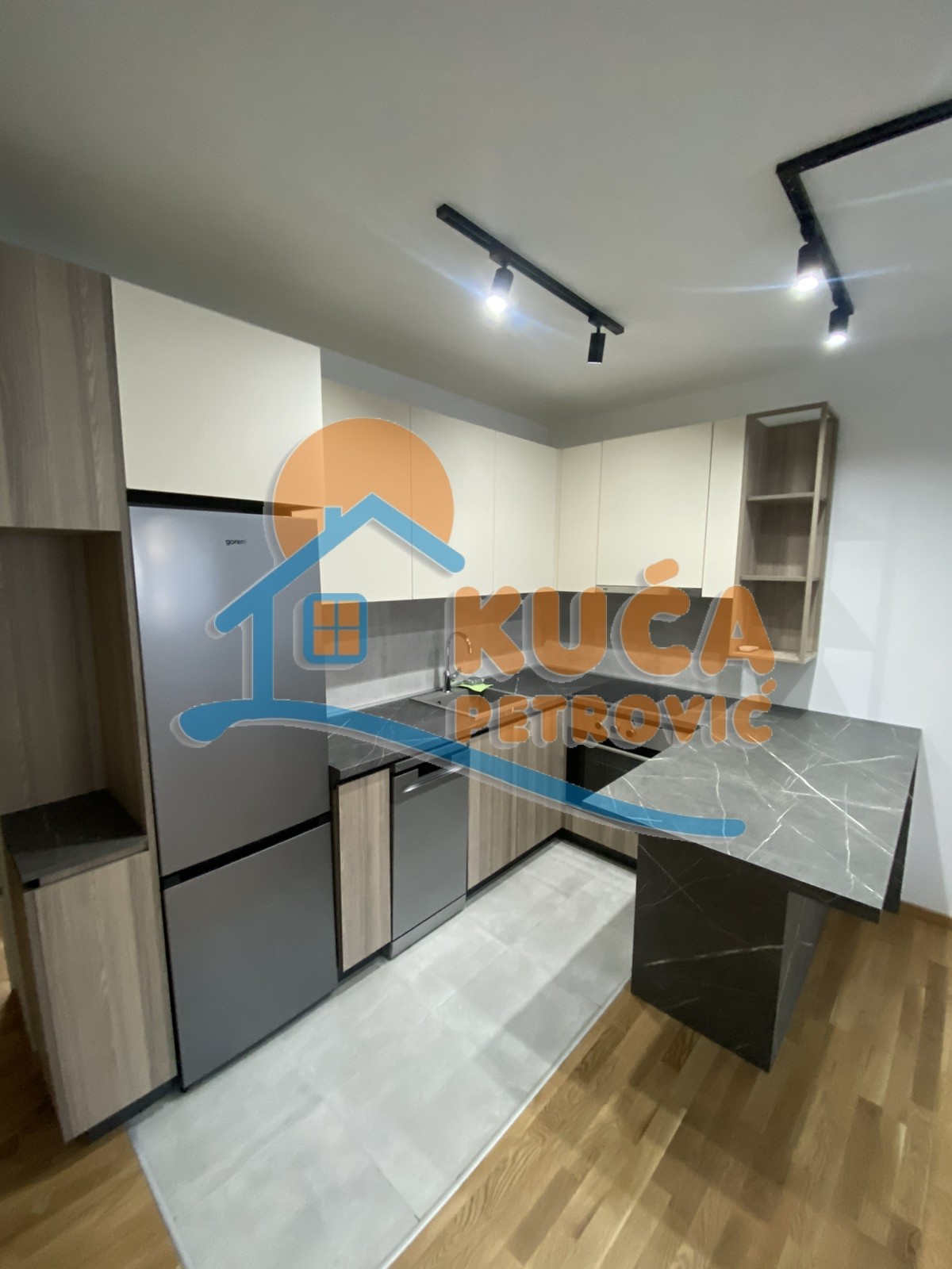 Jednosoban stan, 40 m2, Čair, Sestre Baković ID: i-013888 6