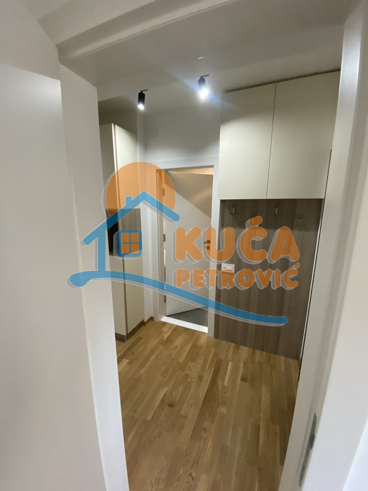 Jednosoban stan, 40 m2, Čair, Sestre Baković ID: i-013888 12