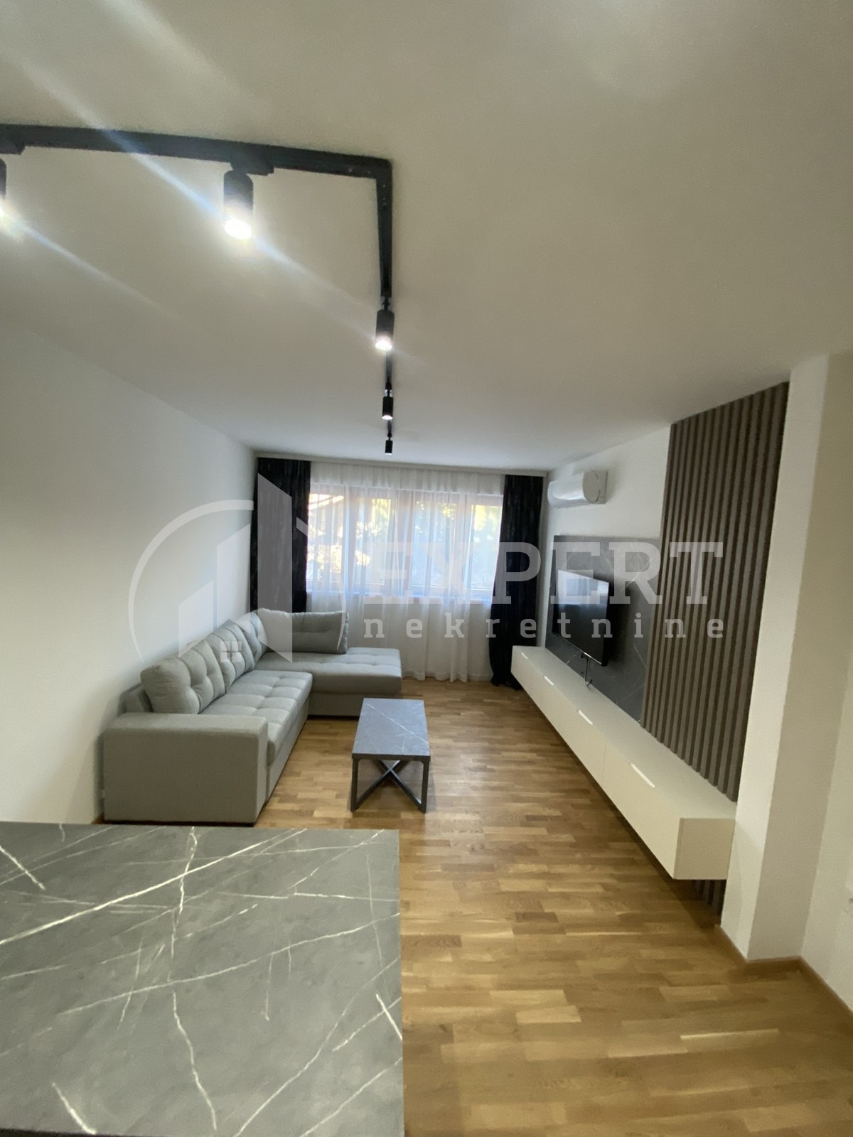 Jednosoban stan, 40 m2, Čair, Sestre Baković ID: i-013888 1