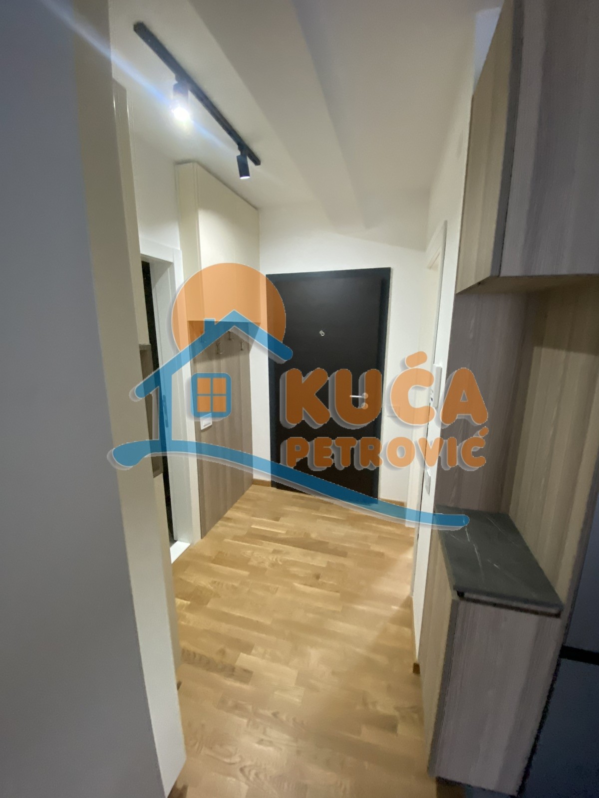 Jednosoban stan, 40 m2, Čair, Sestre Baković ID: i-013888 14