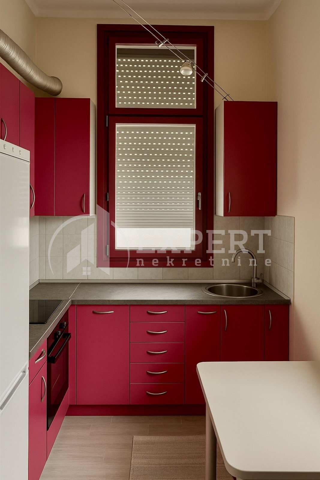 Lokal, 100 m2, Centar, Karadžićeva ID: i-013890 9