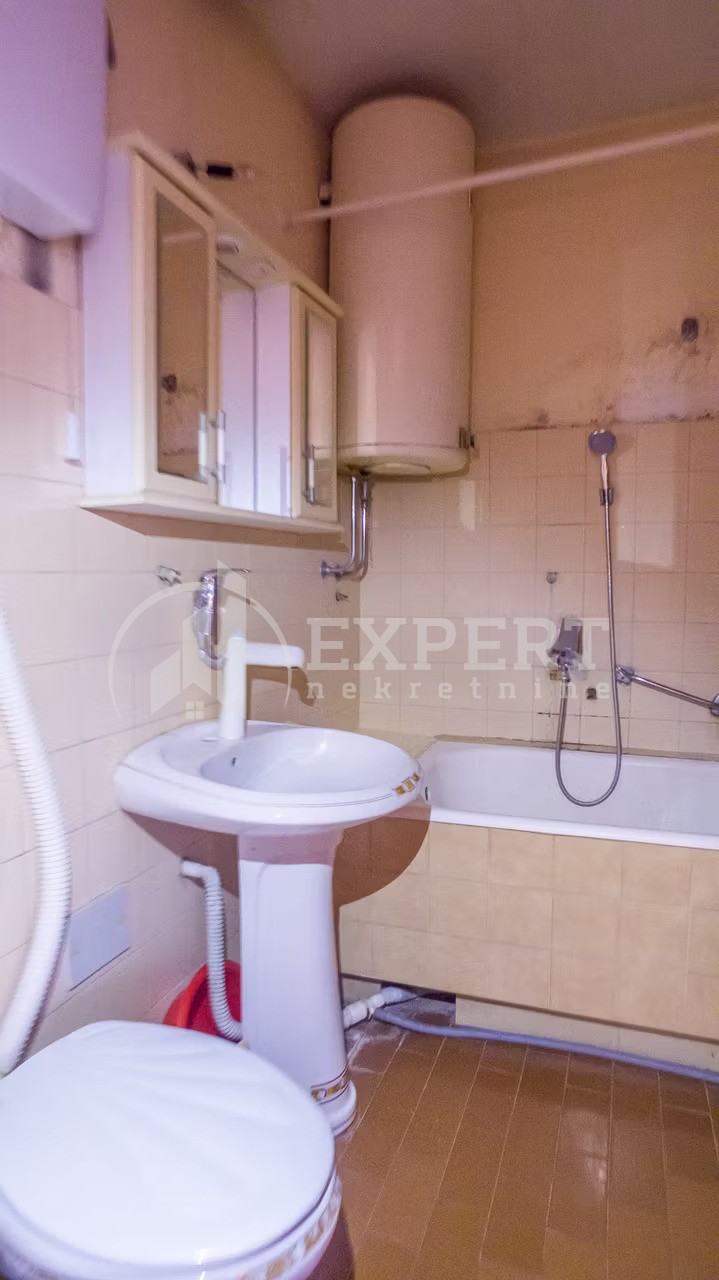 Dvosoban stan, 70 m2, Bulevar Nemanjića, Bulevar Nemanjića ID: i-013899 9