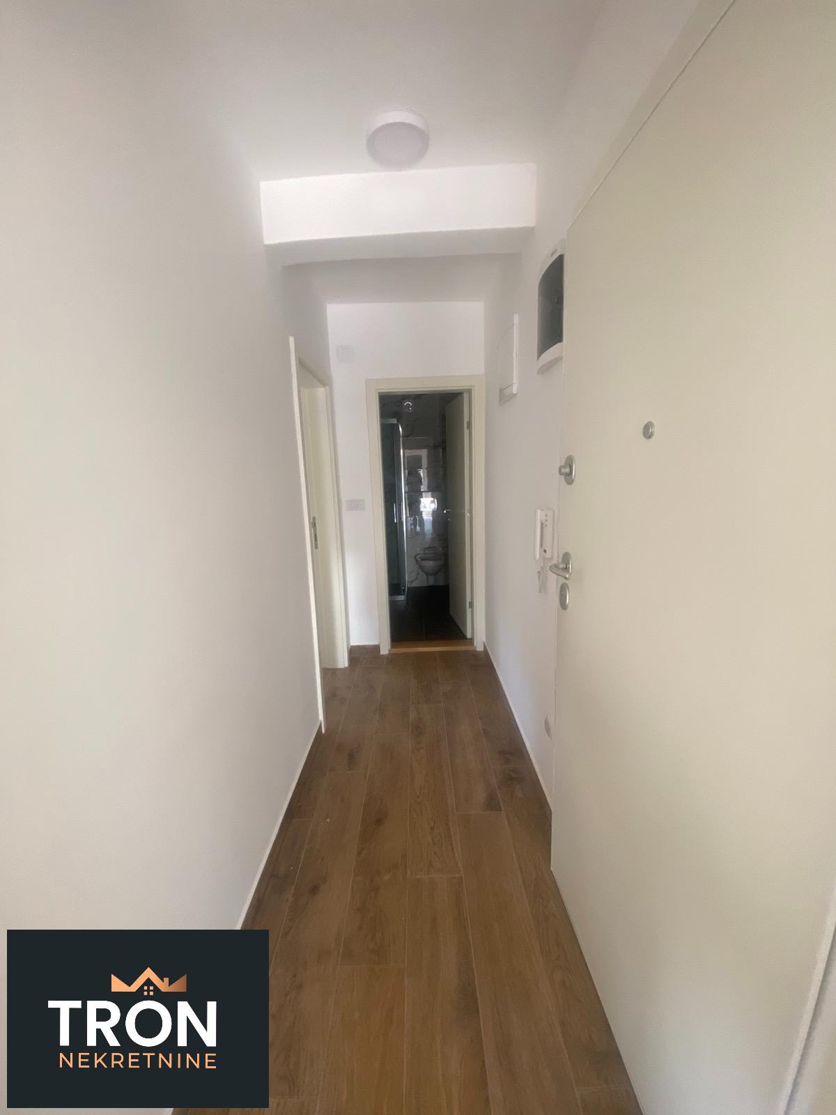 Jednosoban stan kod kružnog toka 45m2 5