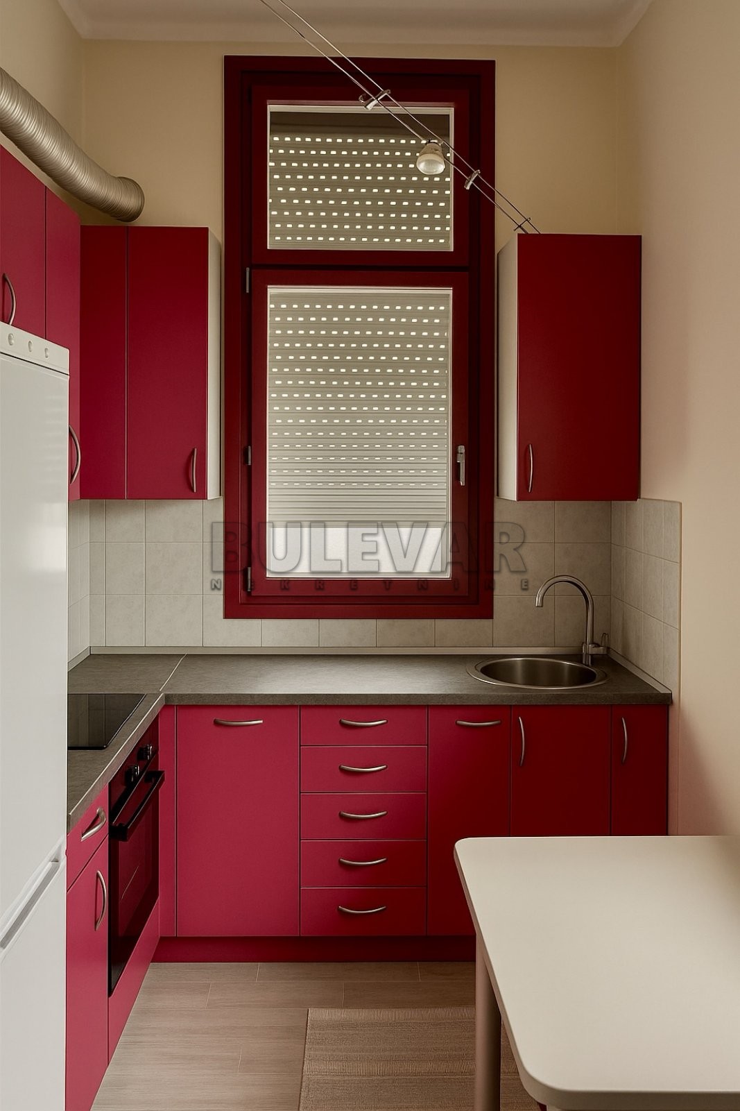 Lokal, 100 m2, Centar, Karadžićeva ID: i-013890 9