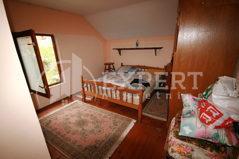 četvorosobna kuća, 203 m2, Pantelej, Somborska ID: p-0665 21