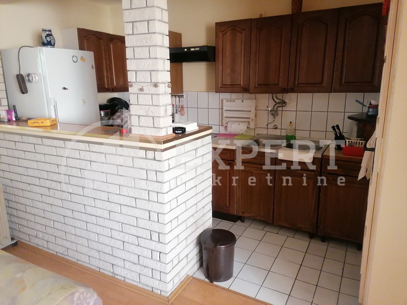 četvorosobna kuća, 203 m2, Pantelej, Somborska ID: p-0665 34