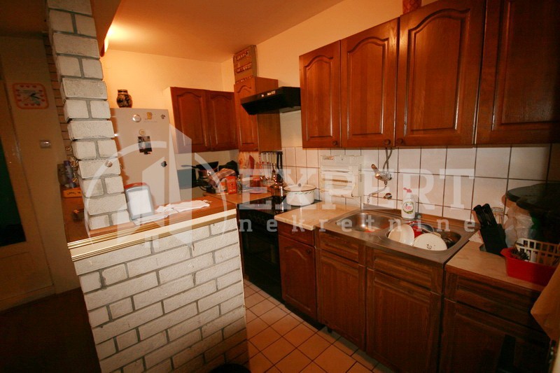 četvorosobna kuća, 203 m2, Pantelej, Somborska ID: p-0665 35