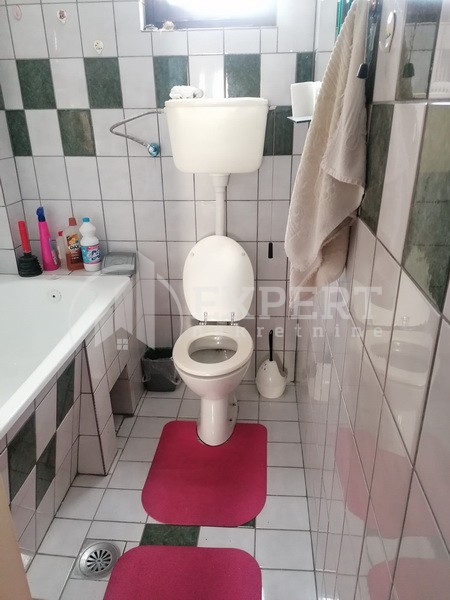 četvorosobna kuća, 203 m2, Pantelej, Somborska ID: p-0665 36