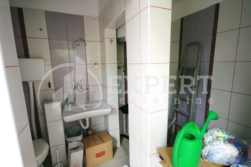 četvorosobna kuća, 203 m2, Pantelej, Somborska ID: p-0665 45