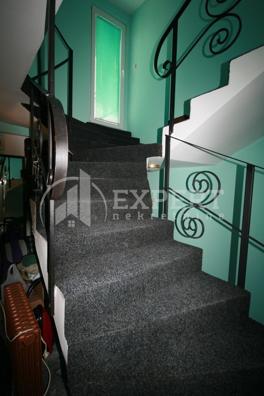 četvorosobna kuća, 203 m2, Pantelej, Somborska ID: p-0665 11