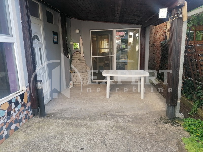 četvorosobna kuća, 203 m2, Pantelej, Somborska ID: p-0665 29