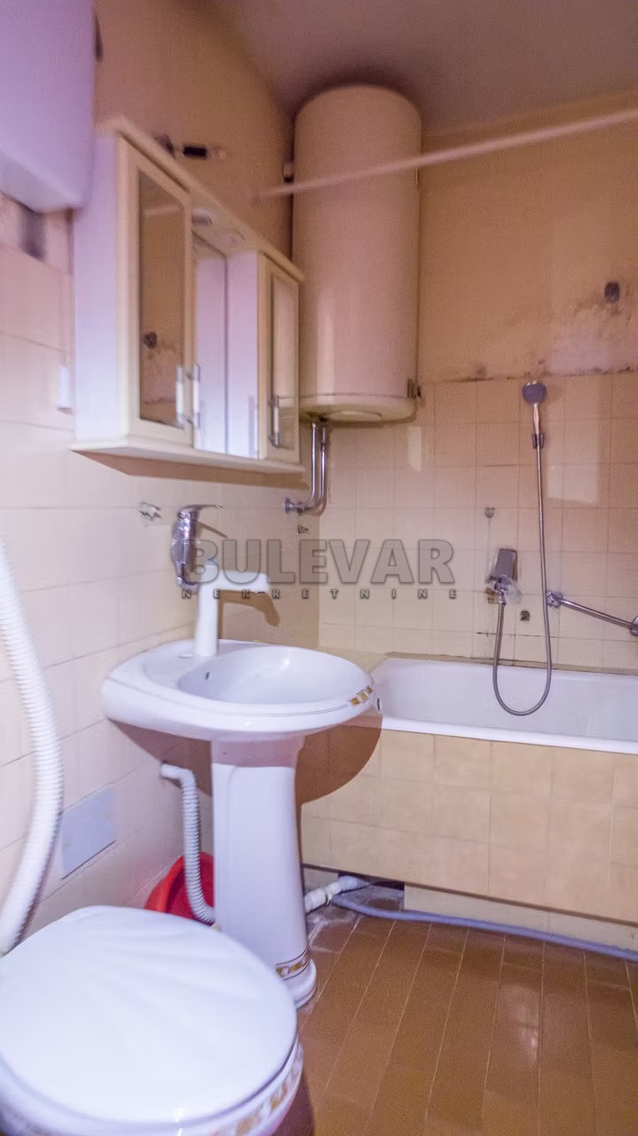 Dvosoban stan, 70 m2, Bulevar Nemanjića, Bulevar Nemanjića ID: i-013899 9