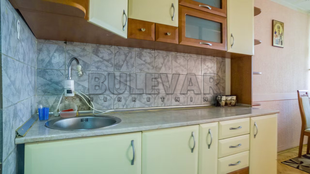 Dvosoban stan, 70 m2, Bulevar Nemanjića, Bulevar Nemanjića ID: i-013899 3