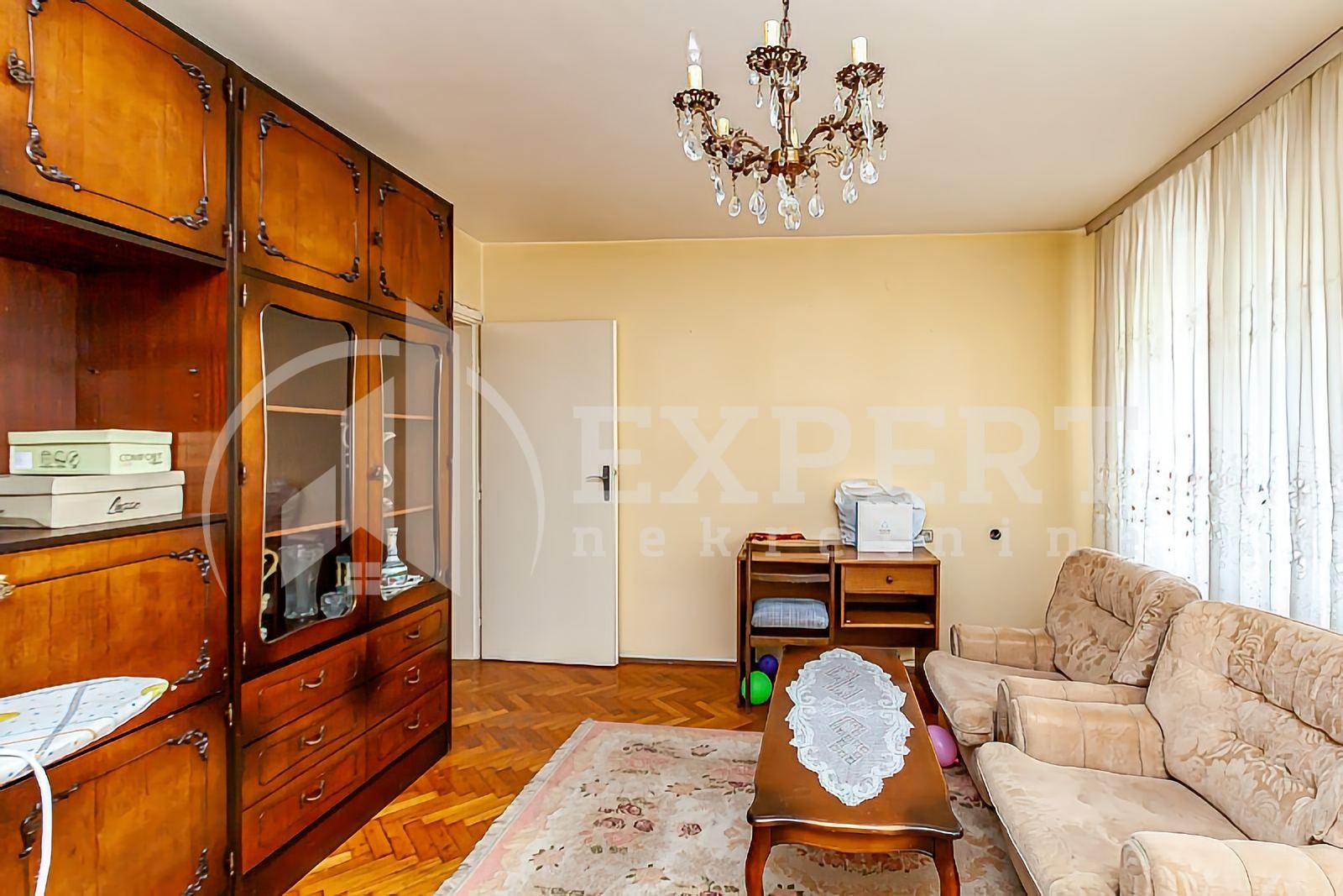 Trosoban stan, 72 m2, Centar, Trg kralja Aleksandra Ujedinitelja ID: p-013876 1