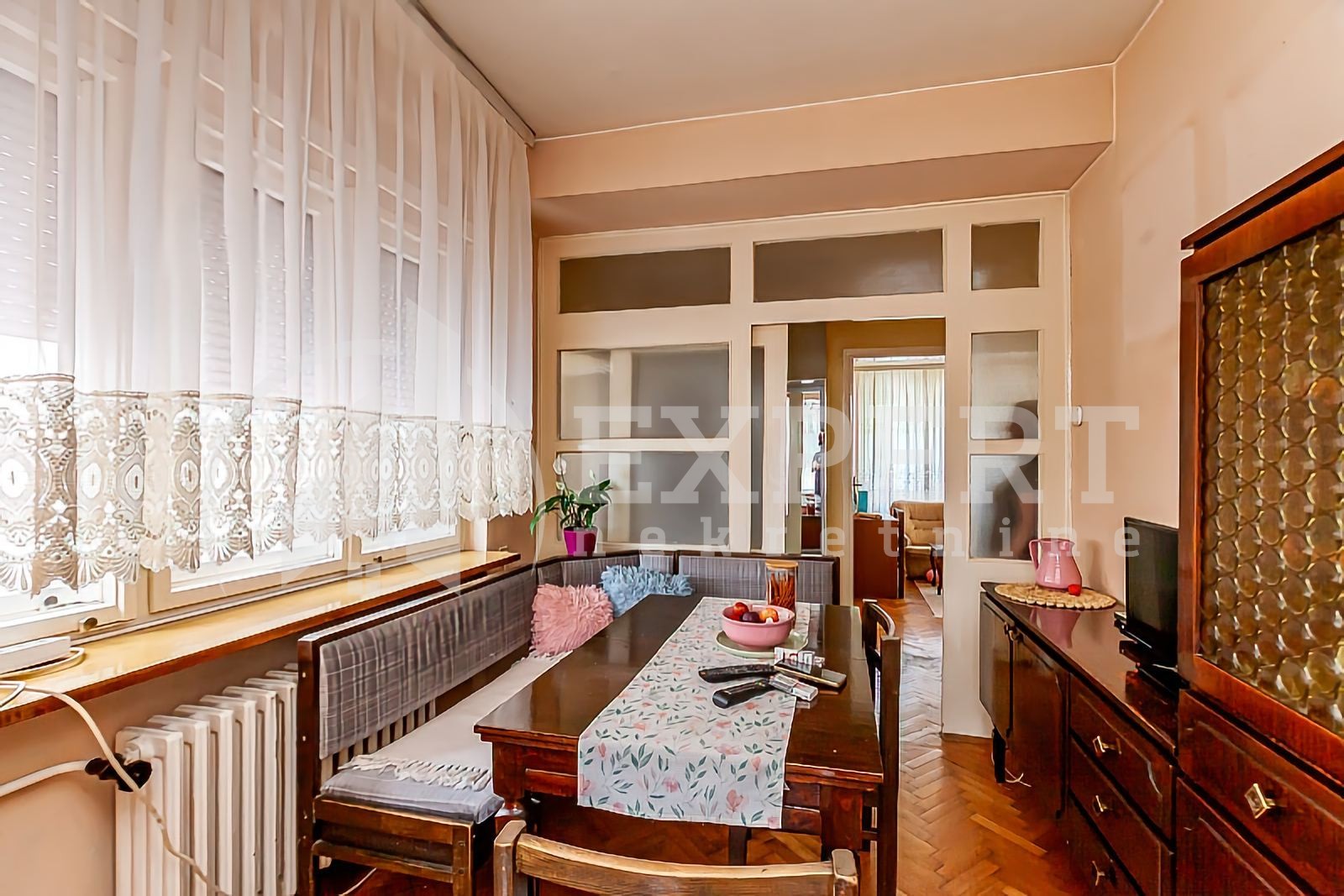 Trosoban stan, 72 m2, Centar, Trg kralja Aleksandra Ujedinitelja ID: p-013876 2