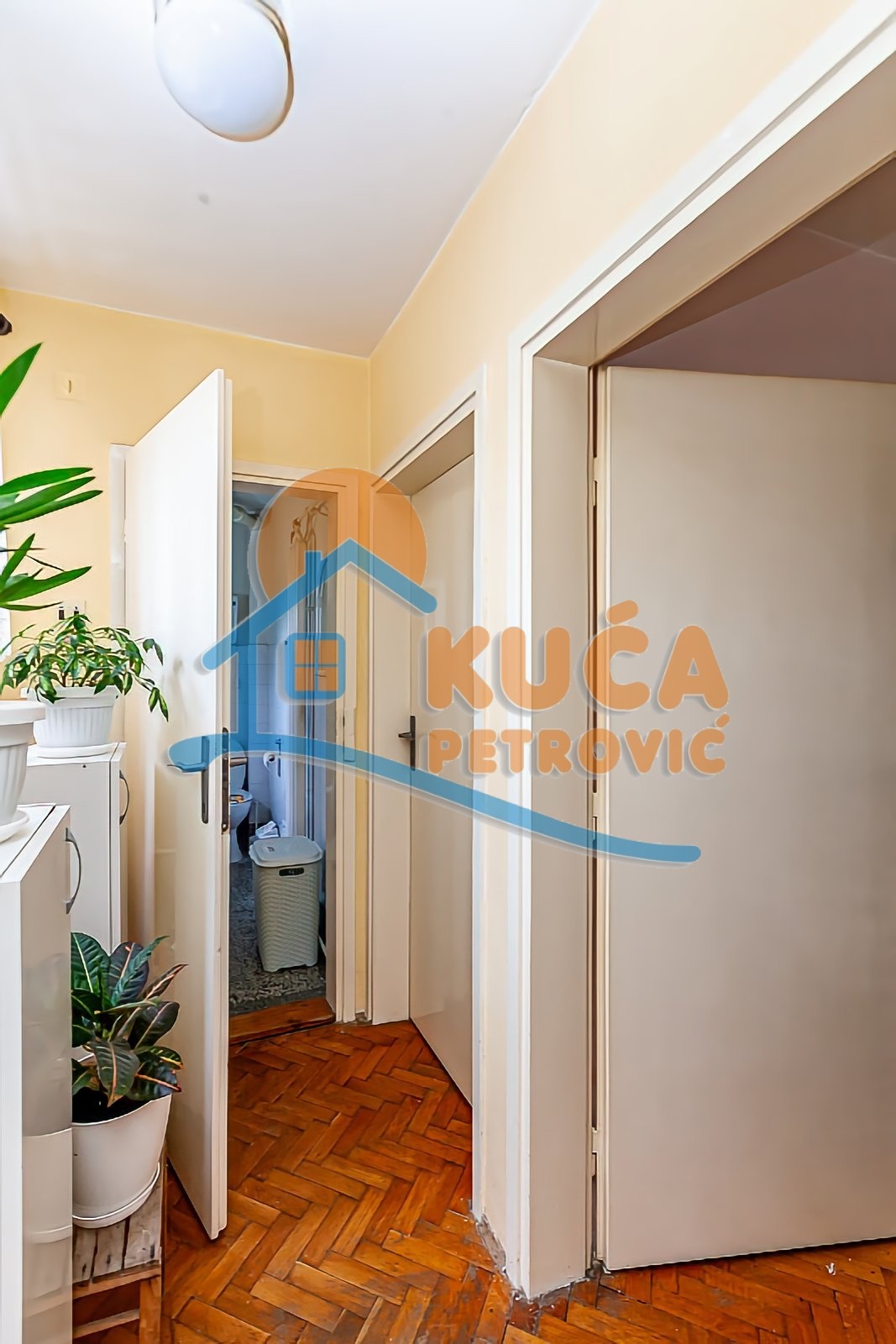 Trosoban stan, 72 m2, Centar, Trg kralja Aleksandra Ujedinitelja ID: p-013876 5