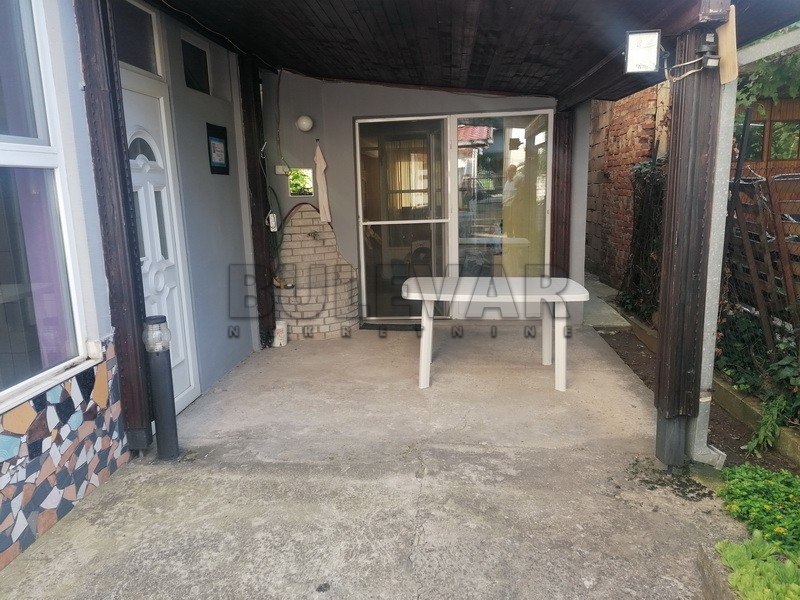 četvorosobna kuća, 203 m2, Pantelej, Somborska ID: p-0665 35