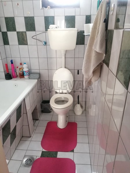 četvorosobna kuća, 203 m2, Pantelej, Somborska ID: p-0665 42