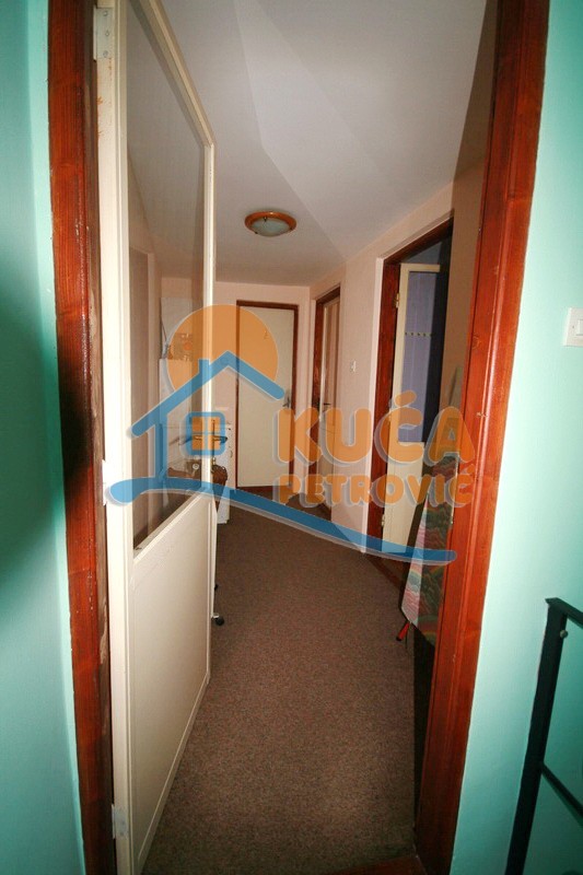 četvorosobna kuća, 203 m2, Pantelej, Somborska ID: p-0665 35