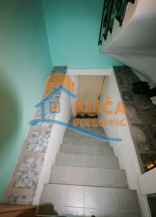 četvorosobna kuća, 203 m2, Pantelej, Somborska ID: p-0665 40