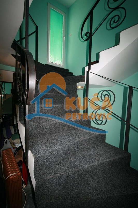 četvorosobna kuća, 203 m2, Pantelej, Somborska ID: p-0665 29