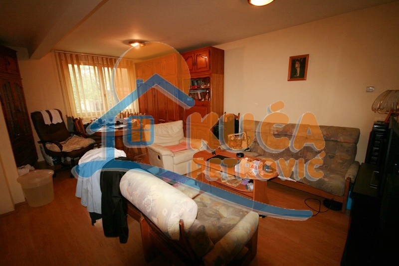 četvorosobna kuća, 203 m2, Pantelej, Somborska ID: p-0665 10