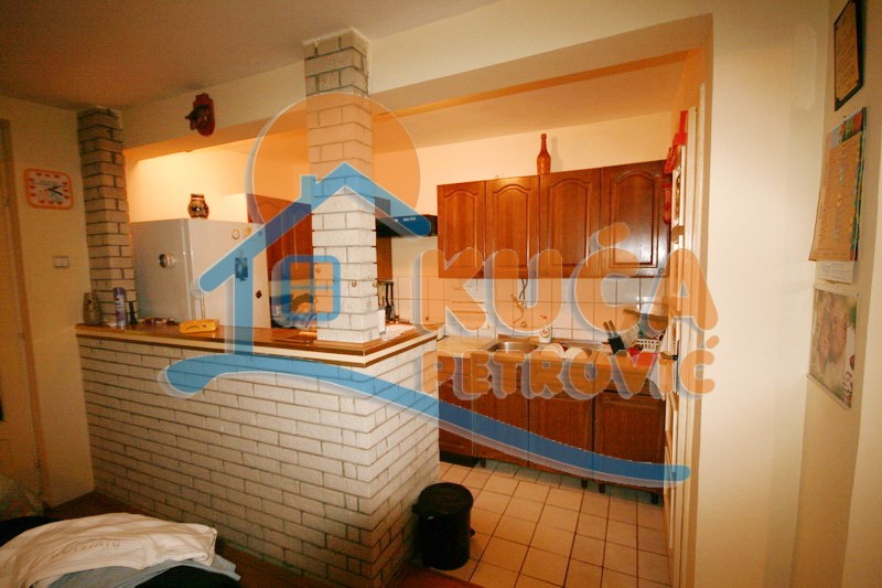 četvorosobna kuća, 203 m2, Pantelej, Somborska ID: p-0665 6