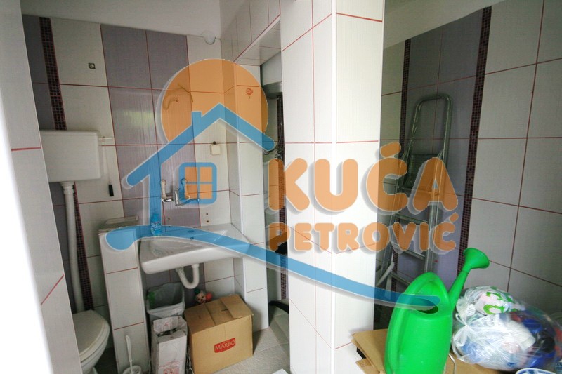 četvorosobna kuća, 203 m2, Pantelej, Somborska ID: p-0665 43