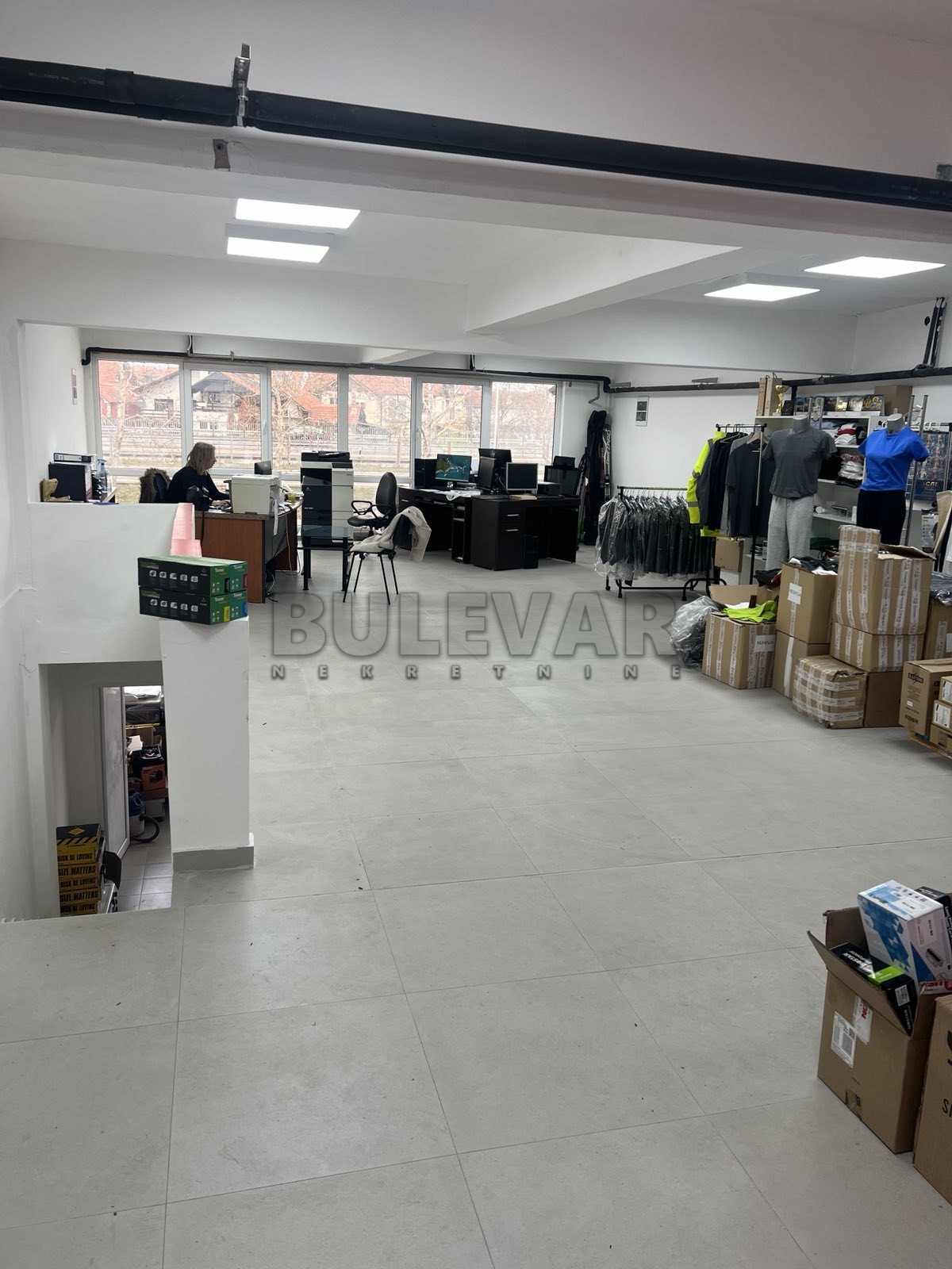 Lokal, 240 m2, Crveni krst, Bulevar Nikole Tesle ID: i-013916 4