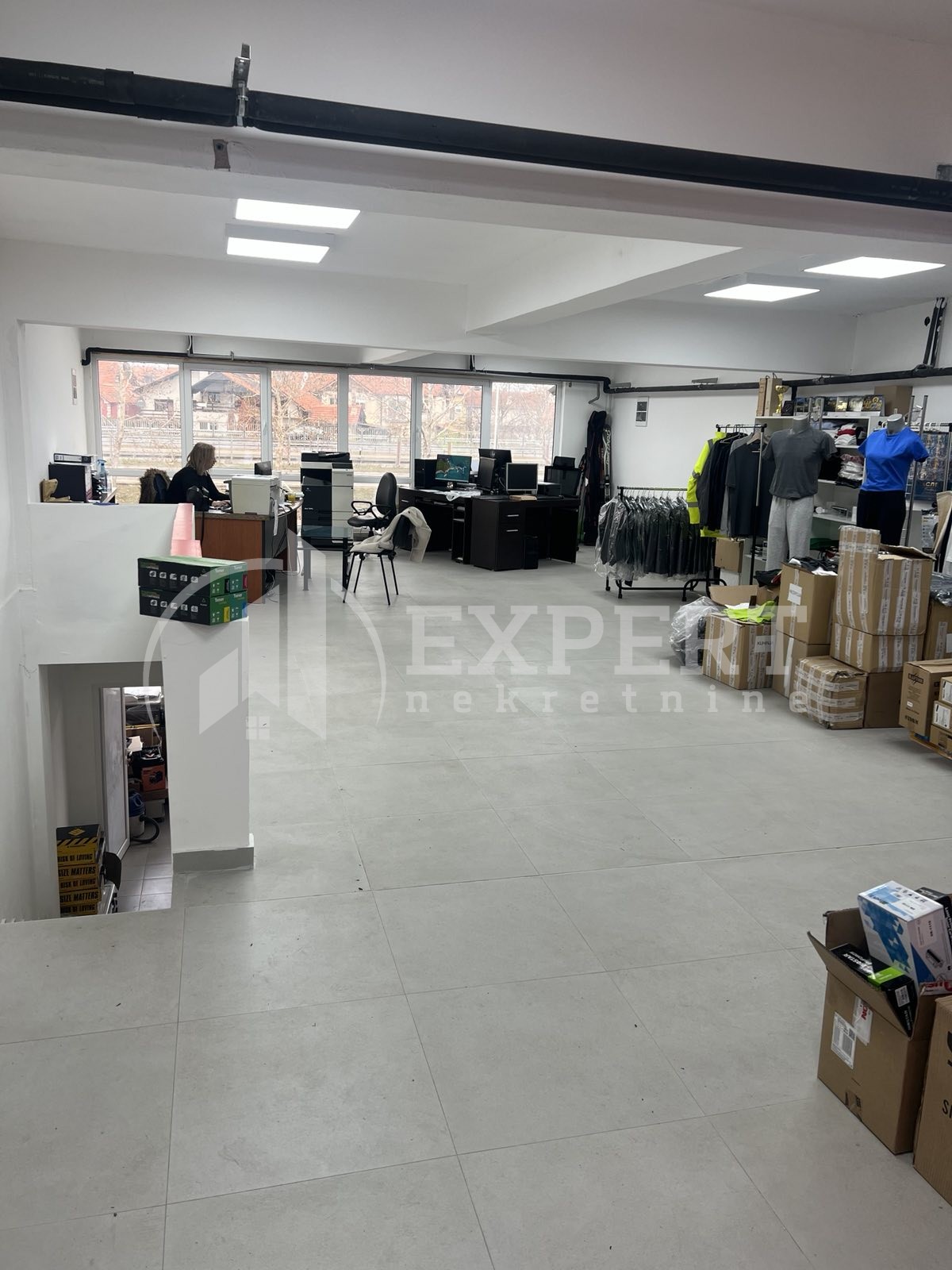 Lokal, 240 m2, Crveni krst, Bulevar Nikole Tesle ID: i-013916 4