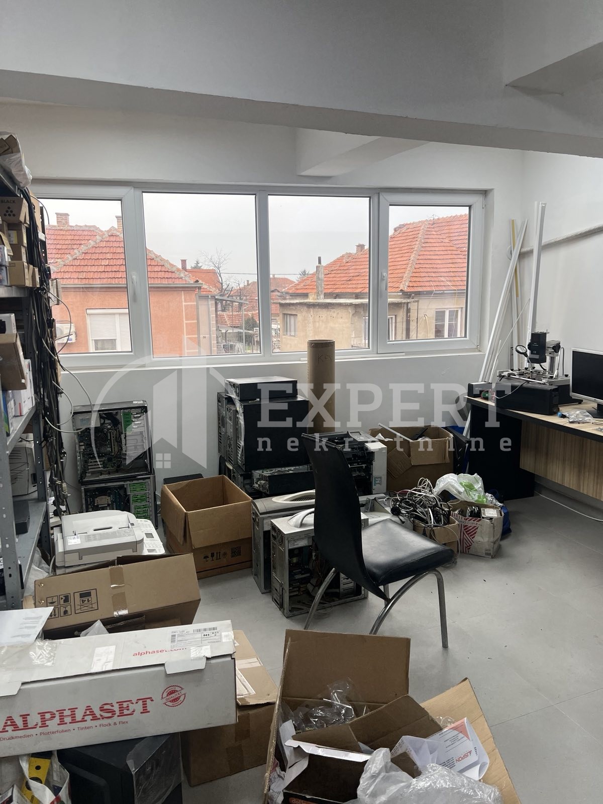 Lokal, 240 m2, Crveni krst, Bulevar Nikole Tesle ID: i-013916 6